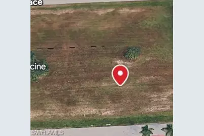 617 SW 4th St, Cape Coral, FL 33991 - Photo 1