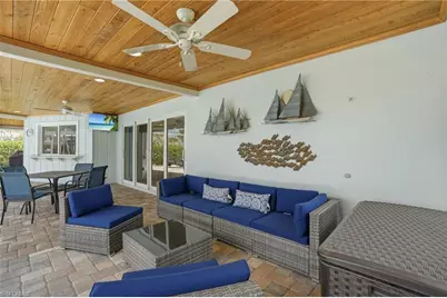 1590 Sandpiper St, Naples, FL 34102 - Photo 15