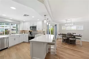 1590 Sandpiper St, Naples, FL 34102 - Photo 11