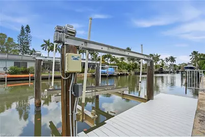 1590 Sandpiper St, Naples, FL 34102 - Photo 31