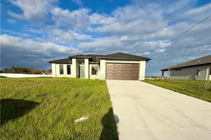 7019 Palpano Cir, Labelle, FL 33935 - Photo 1