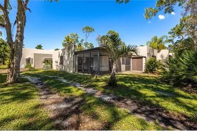 104 Pinebrook Dr, Fort Myers, FL 33907 - Photo 35