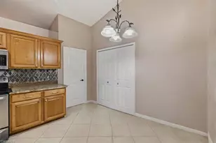 403 SW 28th Pl, Cape Coral, FL 33991 - Photo 7