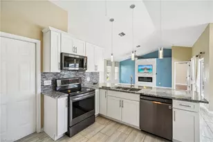 4346 SW 18th Pl, Cape Coral, FL 33914 - Photo 15