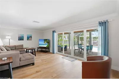 1590 Sandpiper St, Naples, FL 34102 - Photo 7