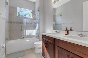 3411 SW 27th Pl, Cape Coral, FL 33914 - Photo 21