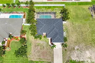 5333 SW 16th Pl, Cape Coral, FL 33914 - Photo 7