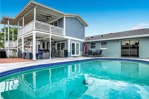 2212 Crystal Dr, Fort Myers, FL 33907 - Photo 33