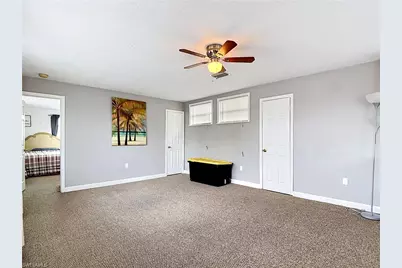 2212 Crystal Dr, Fort Myers, FL 33907 - Photo 23