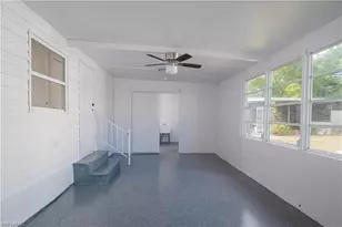 19 Garden Dr, Fort Myers, FL 33908 - Photo 15
