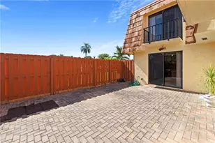 1703 Park Meadows Dr, Fort Myers, FL 33907 - Photo 5