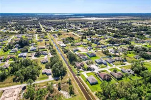 2803 44th St SW, Lehigh Acres, FL 33976 - Photo 7