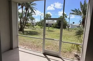 13420 Hidden Palms Cv, Fort Myers, FL 33908 - Photo 5
