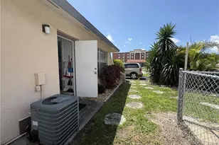 619 SE 47th St, Cape Coral, FL 33904 - Photo 17
