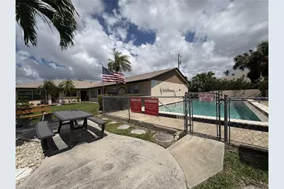 619 SE 47th St #5, Cape Coral, FL 33904 - Photo 3