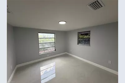 2201 Parkview Dr, Fort Myers, FL 33905 - Photo 31