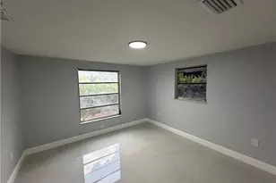 2201 Parkview Dr, Fort Myers, FL 33905 - Photo 31