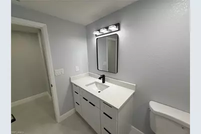 2201 Parkview Dr, Fort Myers, FL 33905 - Photo 23
