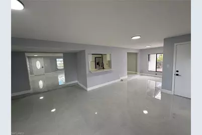 2201 Parkview Dr, Fort Myers, FL 33905 - Photo 15