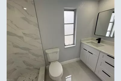 2201 Parkview Dr, Fort Myers, FL 33905 - Photo 29