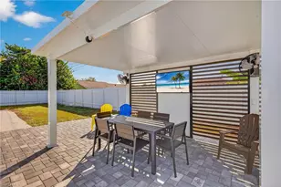 624 SE 46th St, Cape Coral, FL 33904 - Photo 7
