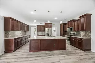 12781 Meadow Pine Ln, Fort Myers, FL 33913 - Photo 3