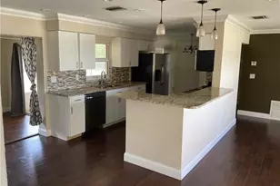 724 Sesame Ct, Cape Coral, FL 33904 - Photo 3