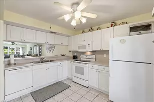 4080 Looking Glass Ln, Naples, FL 34112 - Photo 9