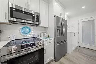 625 Nerita St, Sanibel, FL 33957 - Photo 13