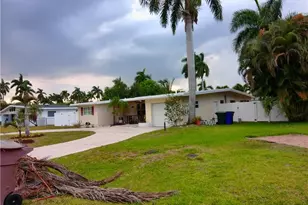 1443 Ricardo Ave, Fort Myers, FL 33901 - Photo 3