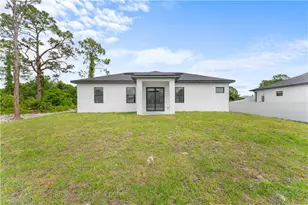 3715 38th St SW, Lehigh Acres, FL 33976 - Photo 21