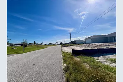 504 NW 20th St, Cape Coral, FL 33993 - Photo 3
