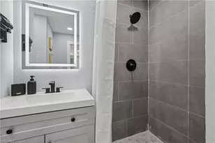 92 Oak St, North Fort Myers, FL 33903 - Photo 17