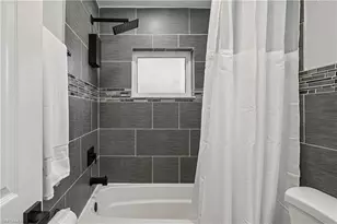 92 Oak St, North Fort Myers, FL 33903 - Photo 21