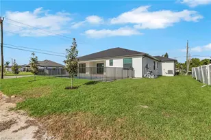 1 NW 35th Pl, Cape Coral, FL 33993 - Photo 25