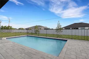 411 NE 7th Terrace, Cape Coral, FL 33909 - Photo 19