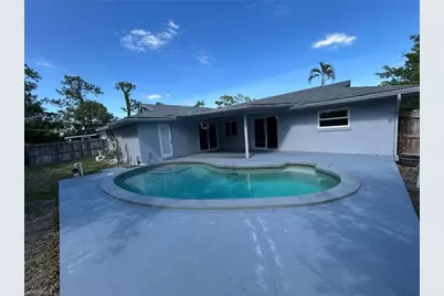8707 Chatham St, Fort Myers, FL 33907 - Photo 17