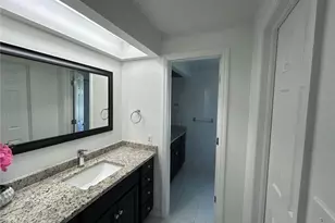 8707 Chatham St, Fort Myers, FL 33907 - Photo 11
