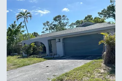 8707 Chatham St, Fort Myers, FL 33907 - Photo 3