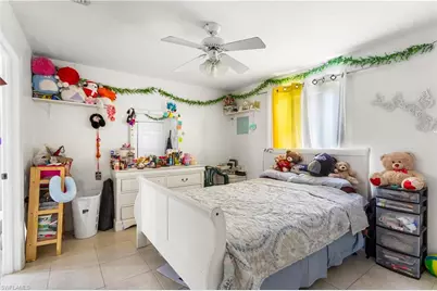1728 NE 22nd Ter, Cape Coral, FL 33909 - Photo 31