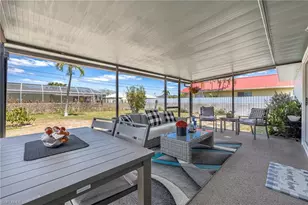 425 SW 43rd Ln, Cape Coral, FL 33914 - Photo 21
