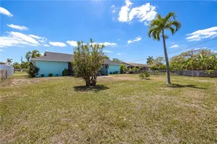 425 SW 43rd Ln, Cape Coral, FL 33914 - Photo 23