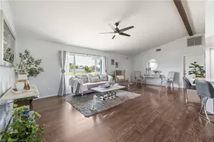 425 SW 43rd Ln, Cape Coral, FL 33914 - Photo 7
