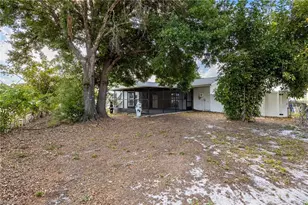 935 Hearty St, North Fort Myers, FL 33903 - Photo 27