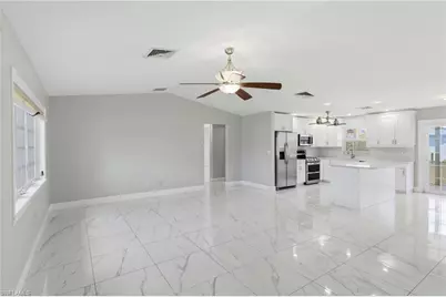 2658 SW 32nd St, Cape Coral, FL 33914 - Photo 9