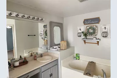 2508 NW 12th St, Cape Coral, FL 33993 - Photo 11