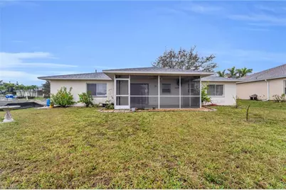 14 SW 33rd Ave, Cape Coral, FL 33991 - Photo 23