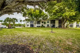 9261 Central Park Dr, Fort Myers, FL 33919 - Photo 3