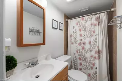 12620 Kenwood Ln #C, Fort Myers, FL 33907 - Photo 11