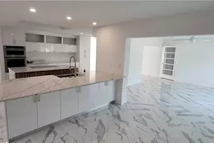 5200 West Blvd, Naples, FL 34103 - Photo 1